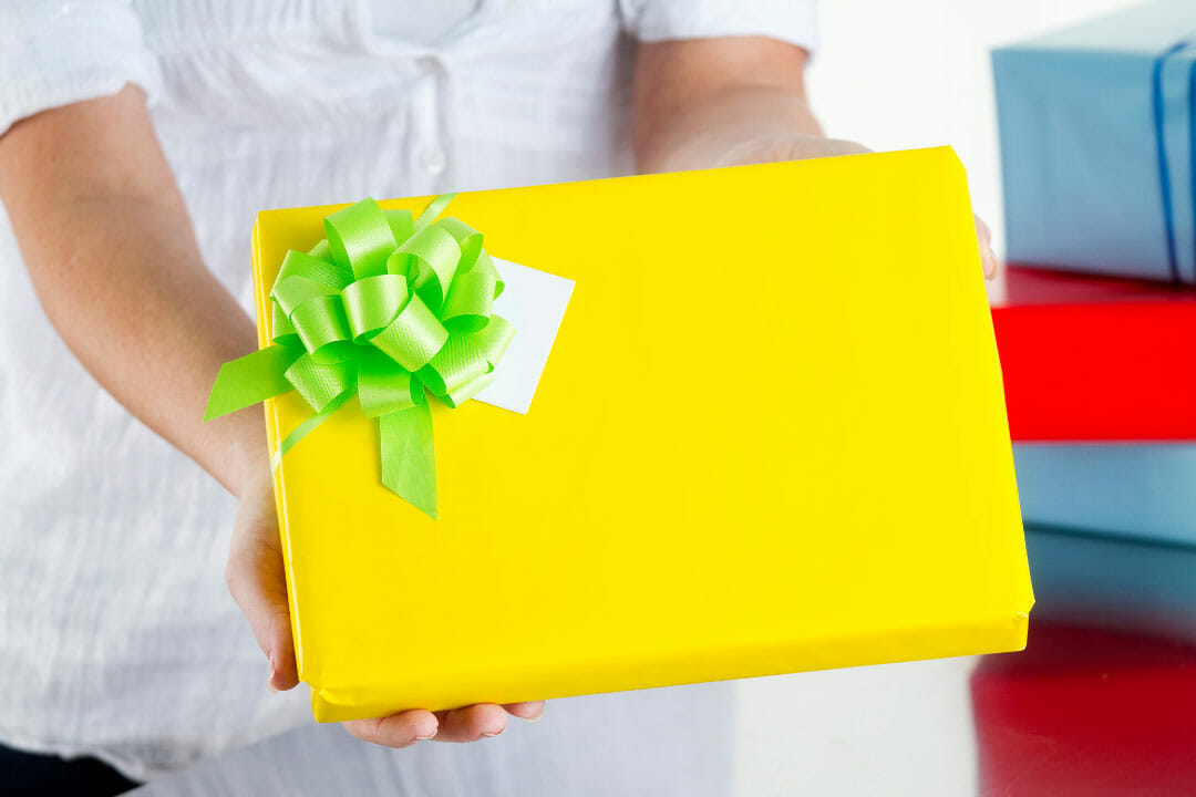 45 Sunny Yellow Gift Ideas (Favorite Color Presents) - GiftUnicorn